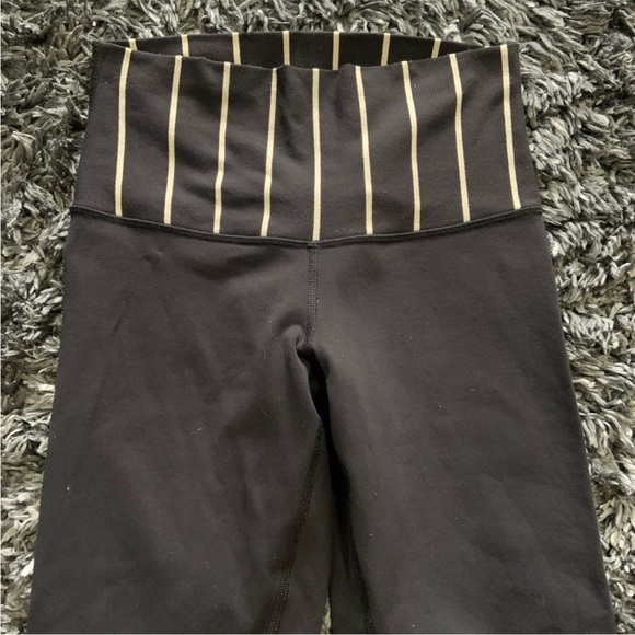 Lululemon Wunder Train Align Leggings - Picture 2 of 4